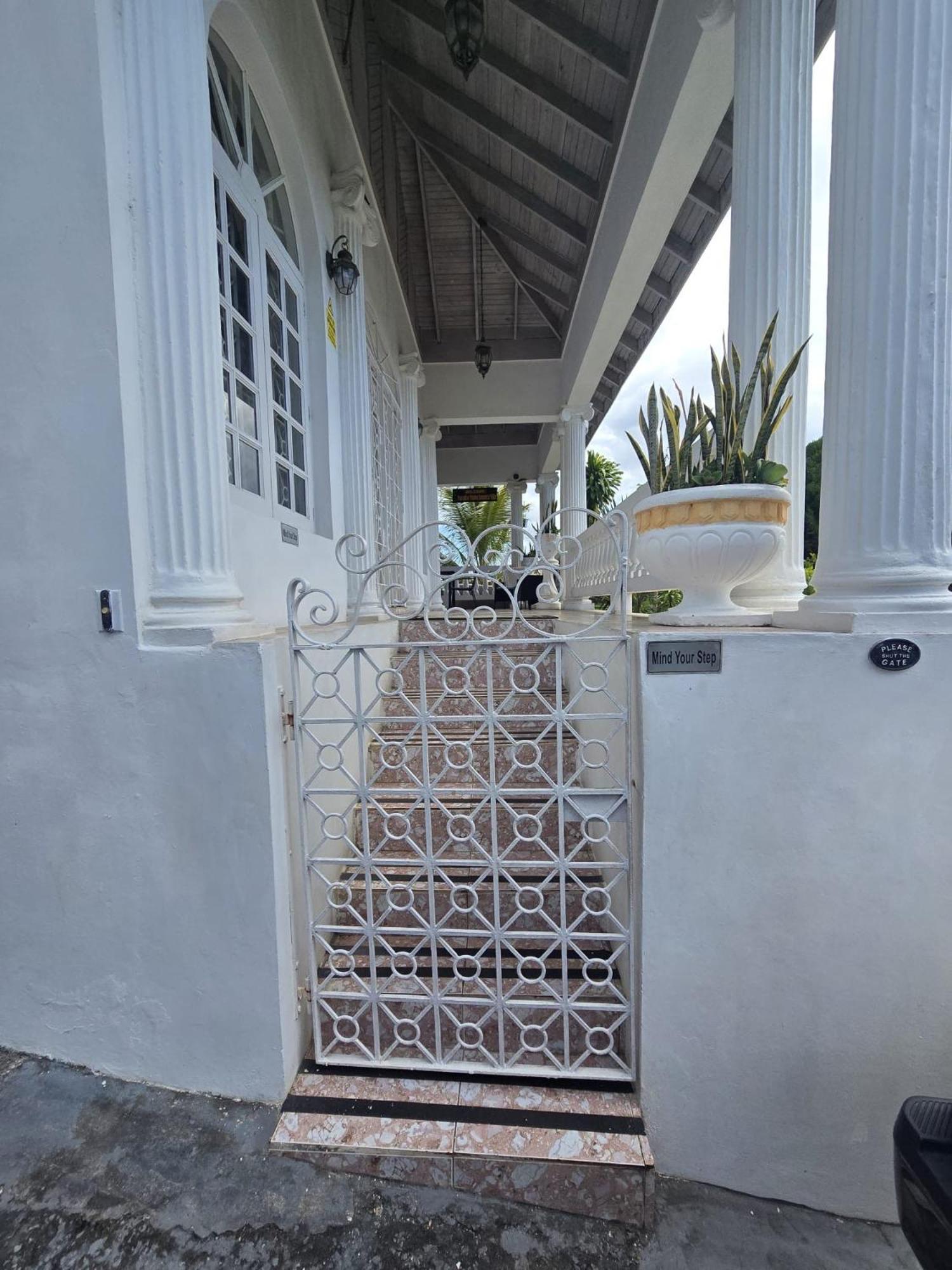 Paradise Palms Jamaica Vacation Rental مونتيغو باي المظهر الخارجي الصورة
