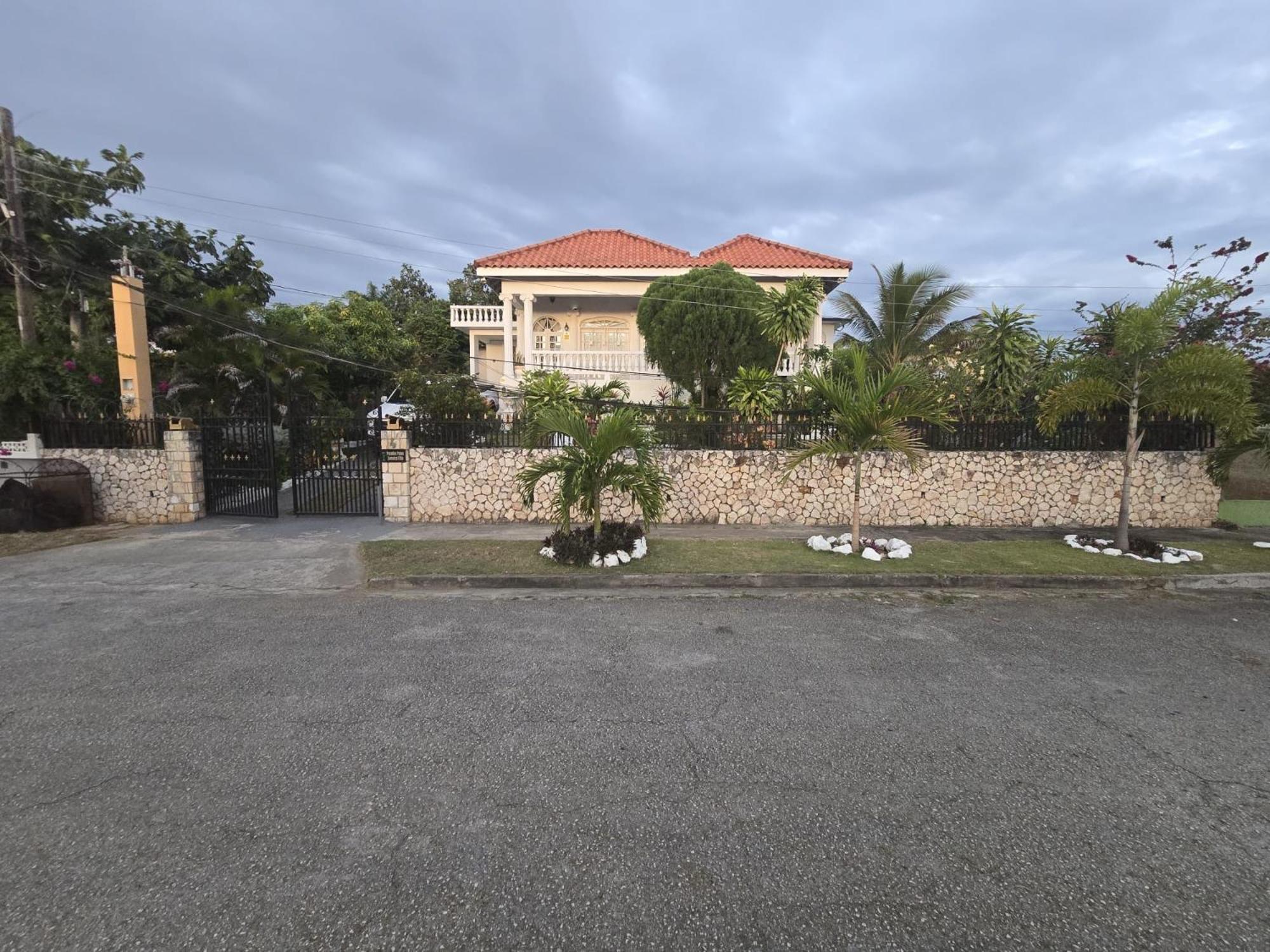 Paradise Palms Jamaica Vacation Rental مونتيغو باي المظهر الخارجي الصورة