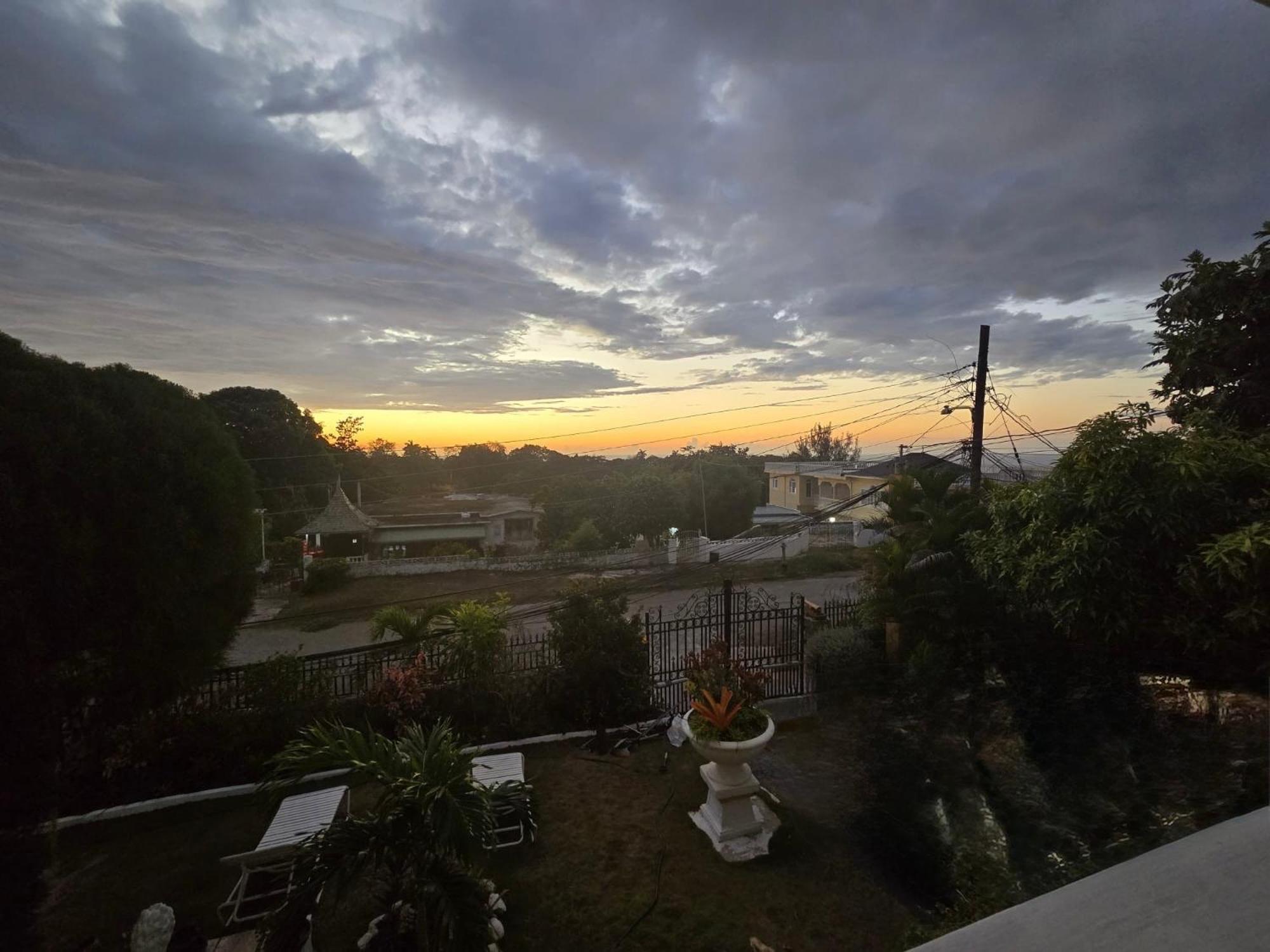 Paradise Palms Jamaica Vacation Rental مونتيغو باي المظهر الخارجي الصورة