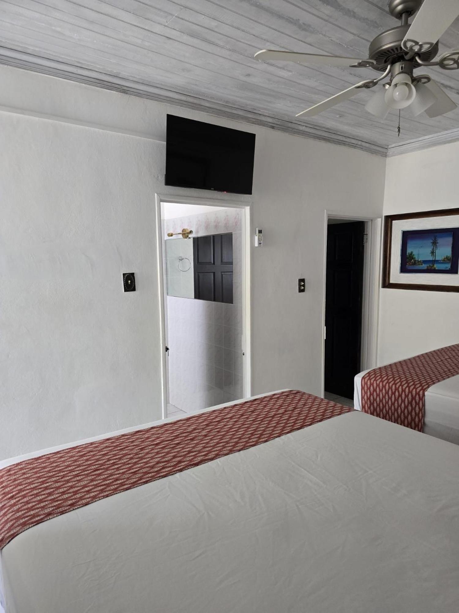 Paradise Palms Jamaica Vacation Rental مونتيغو باي المظهر الخارجي الصورة