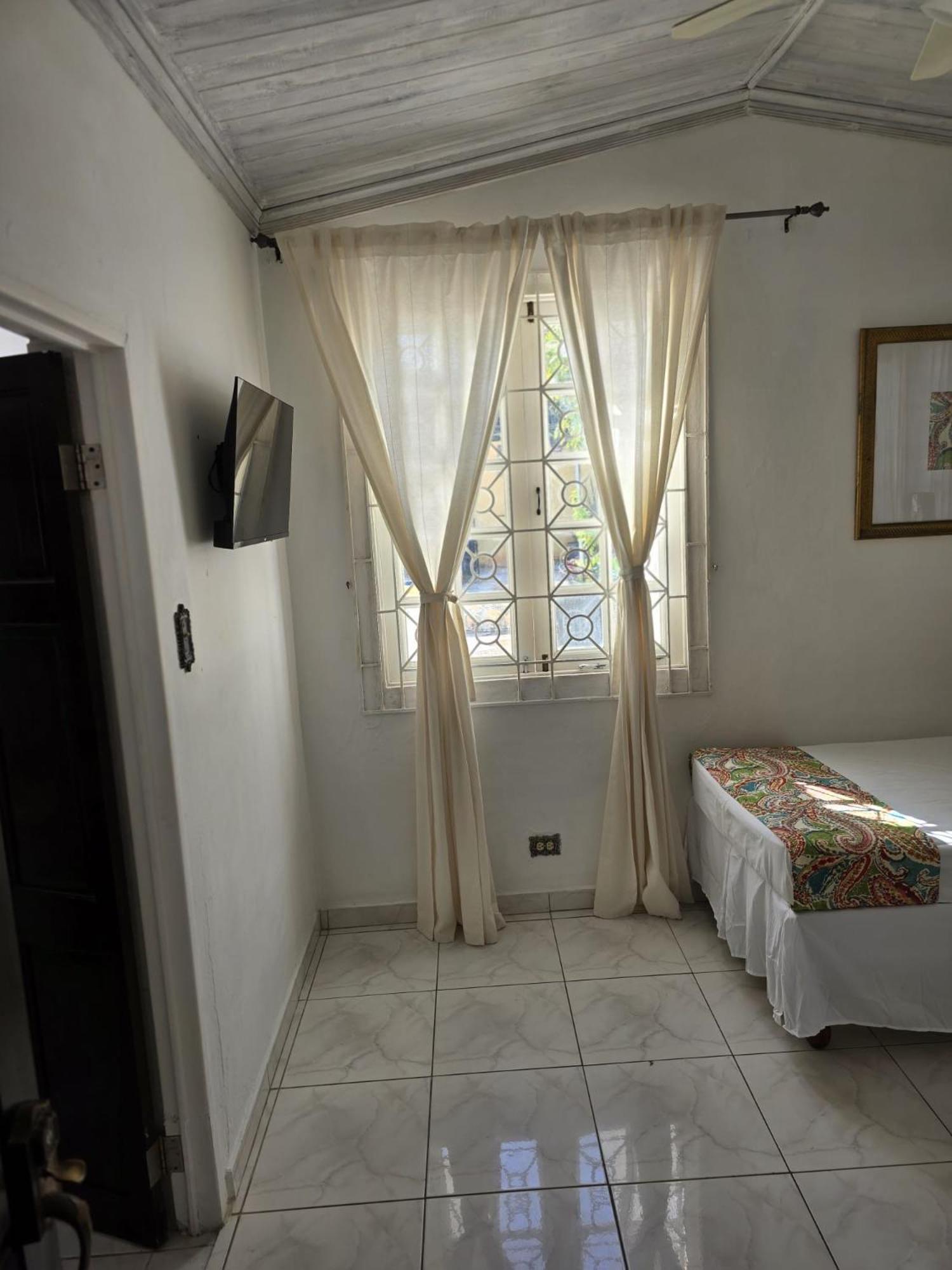 Paradise Palms Jamaica Vacation Rental مونتيغو باي المظهر الخارجي الصورة