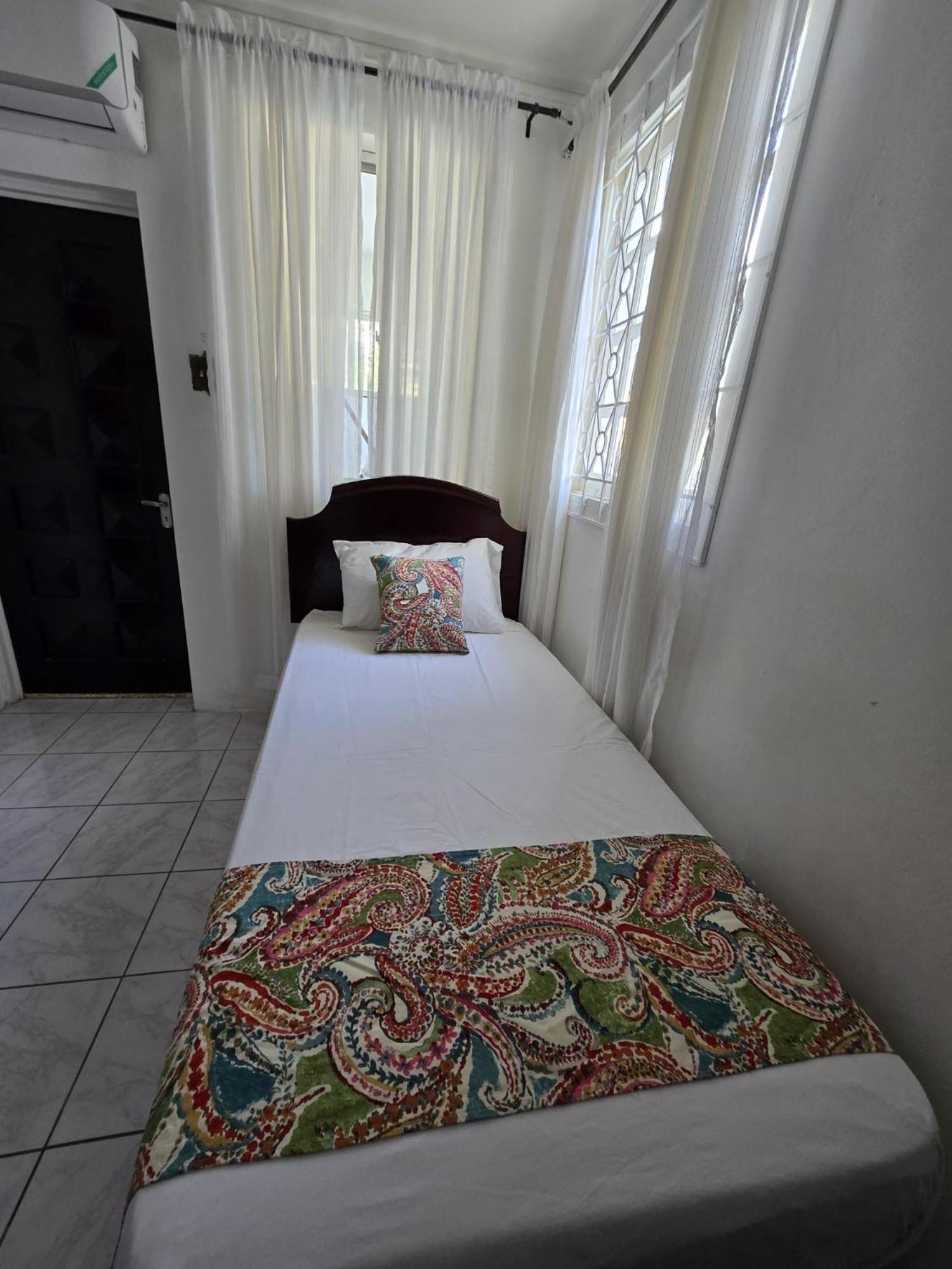 Paradise Palms Jamaica Vacation Rental مونتيغو باي المظهر الخارجي الصورة